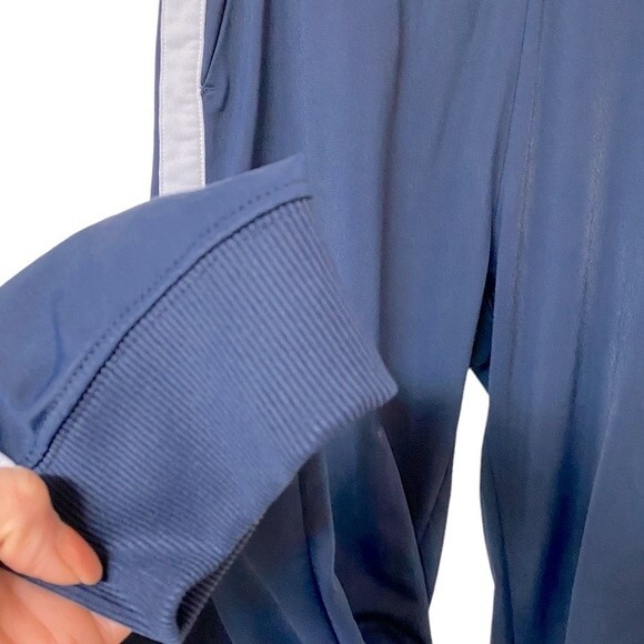 Nike Women’s Elastic Cuff Track Pants - Picture 5 of 11